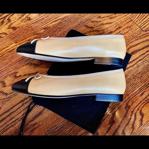 Chanel Classic Loafer new - Picture 4 of 8